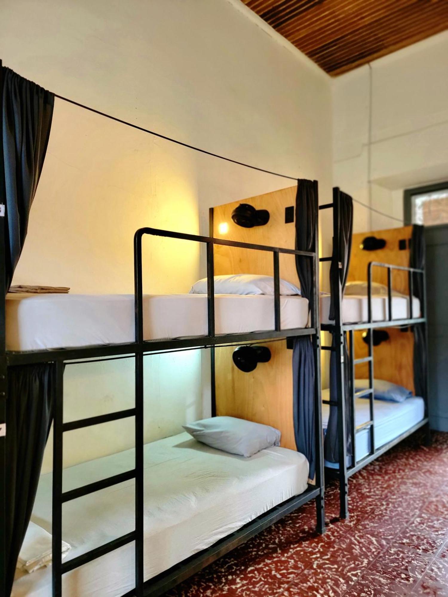 Poco A Poco Junior Hostel Leon Ngoại thất bức ảnh