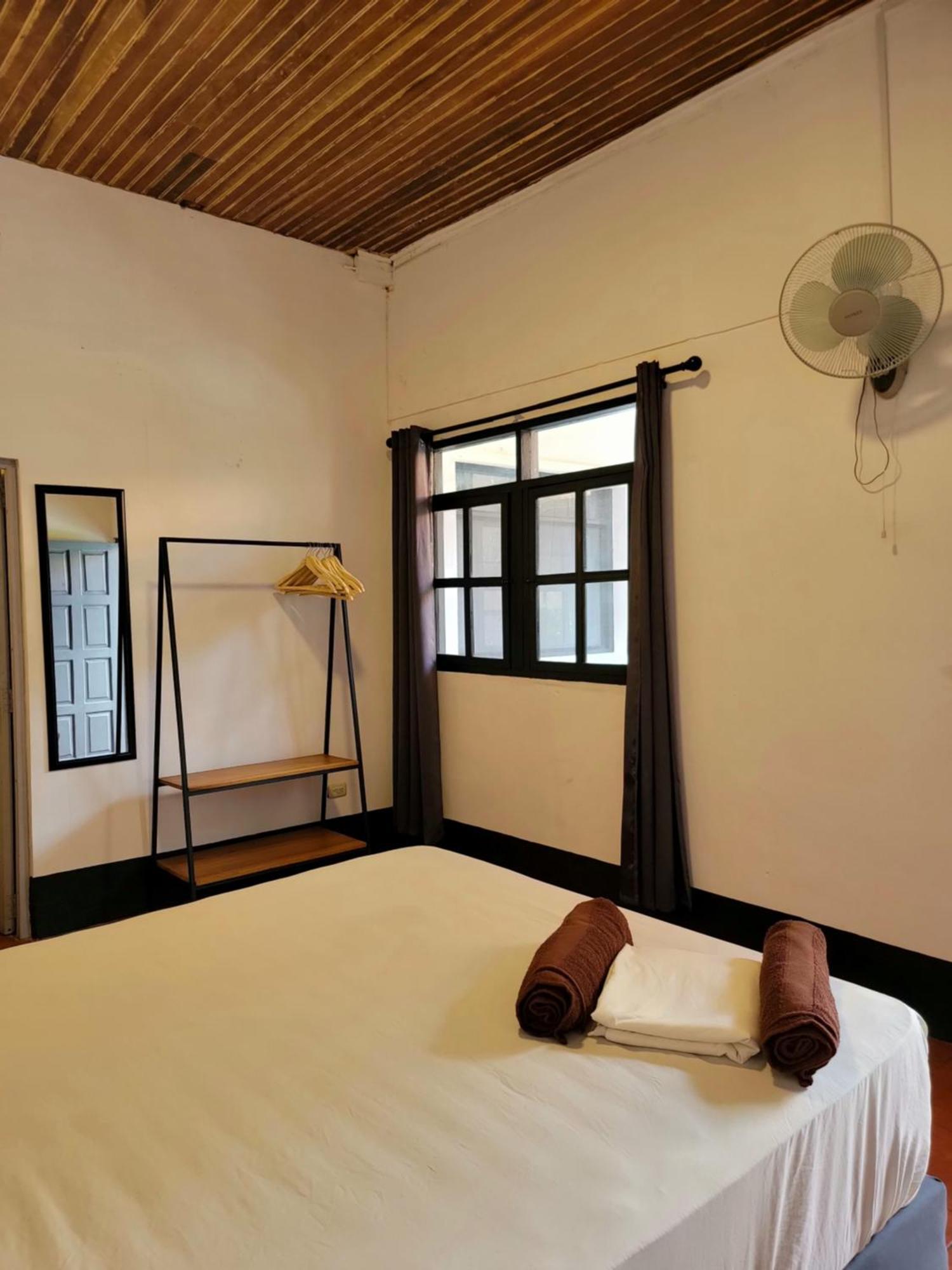Poco A Poco Junior Hostel Leon Ngoại thất bức ảnh