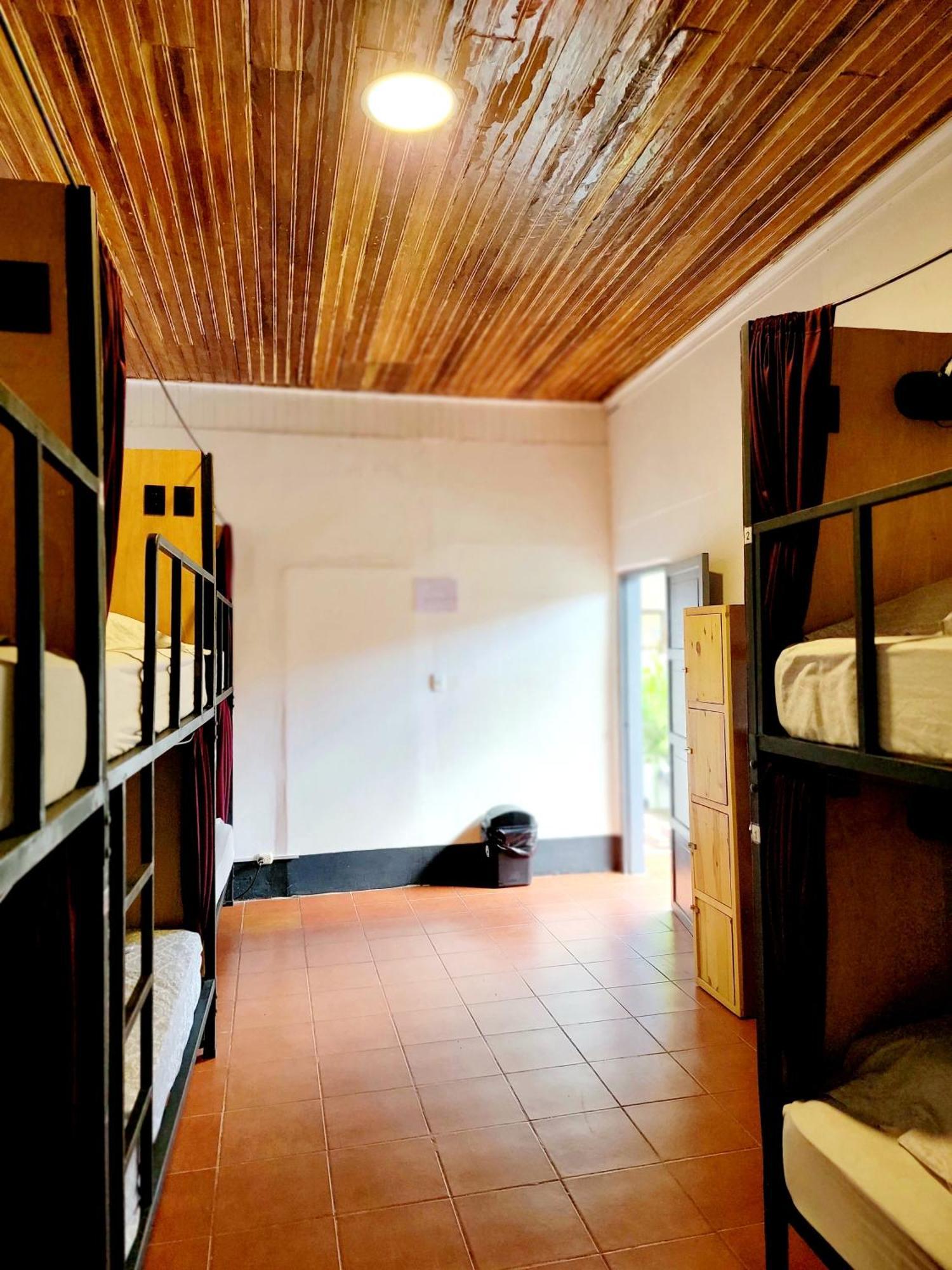 Poco A Poco Junior Hostel Leon Ngoại thất bức ảnh